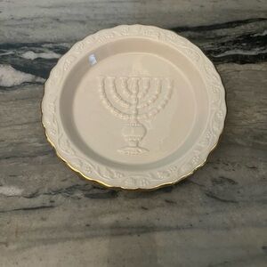 Vintage Judaica Lenox raised Menorah plate. 6 1/2"